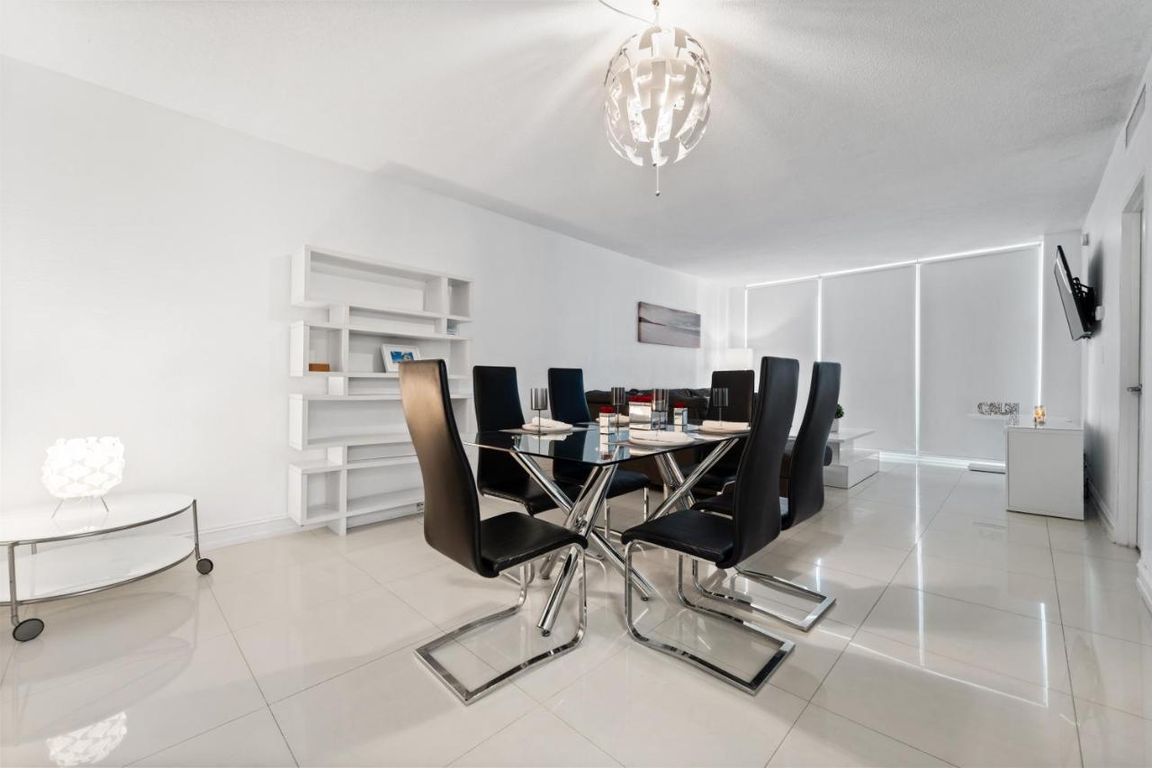 Luxury Beachfront Condo Private Beach Access, Pool & Game Room!!! Hollywood Eksteriør bilde