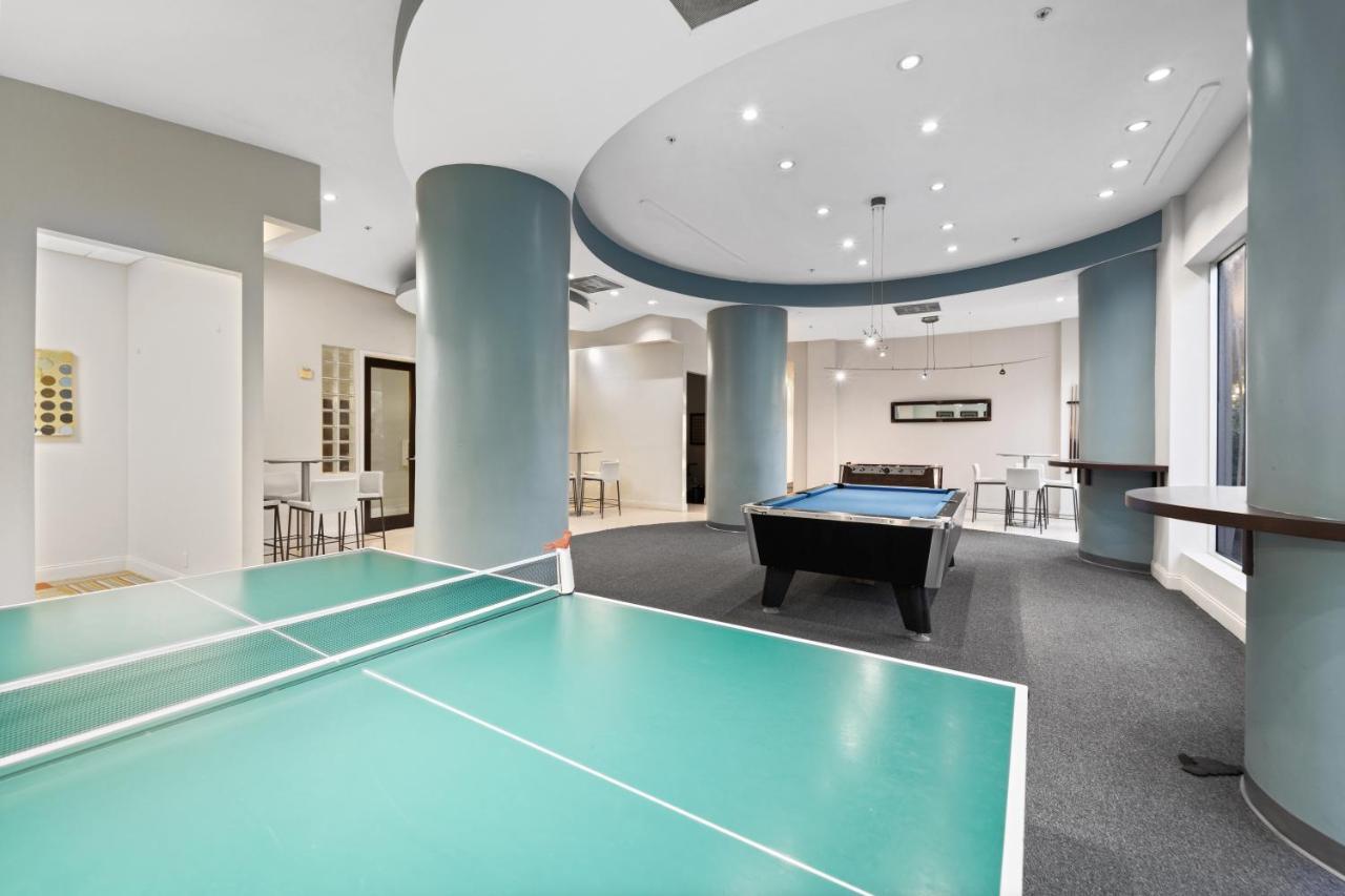 Luxury Beachfront Condo Private Beach Access, Pool & Game Room!!! Hollywood Eksteriør bilde