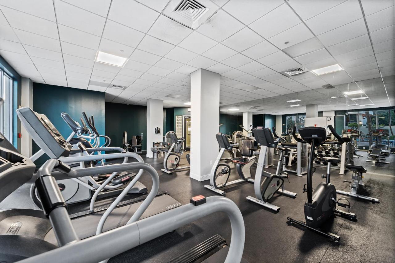 Luxury Beachfront Condo Private Beach Access, Pool & Game Room!!! Hollywood Eksteriør bilde